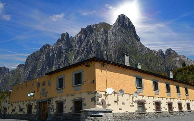 Hotel Rural Los Arguellos Лугерос Экстерьер фото