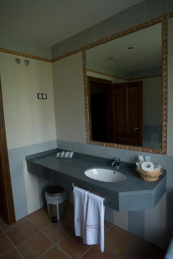 Hotel Rural Los Arguellos Лугерос Экстерьер фото