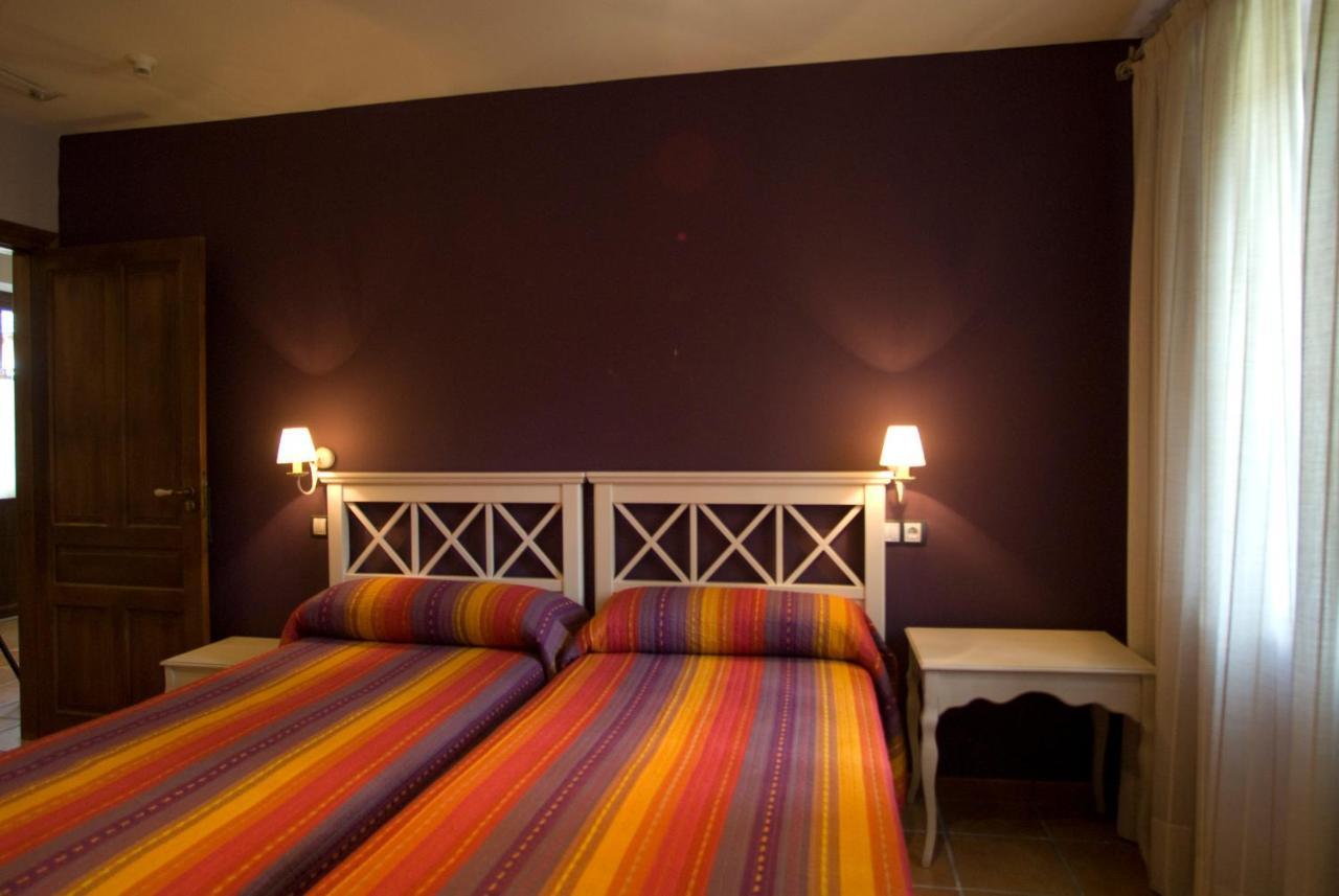 Hotel Rural Los Arguellos Лугерос Экстерьер фото