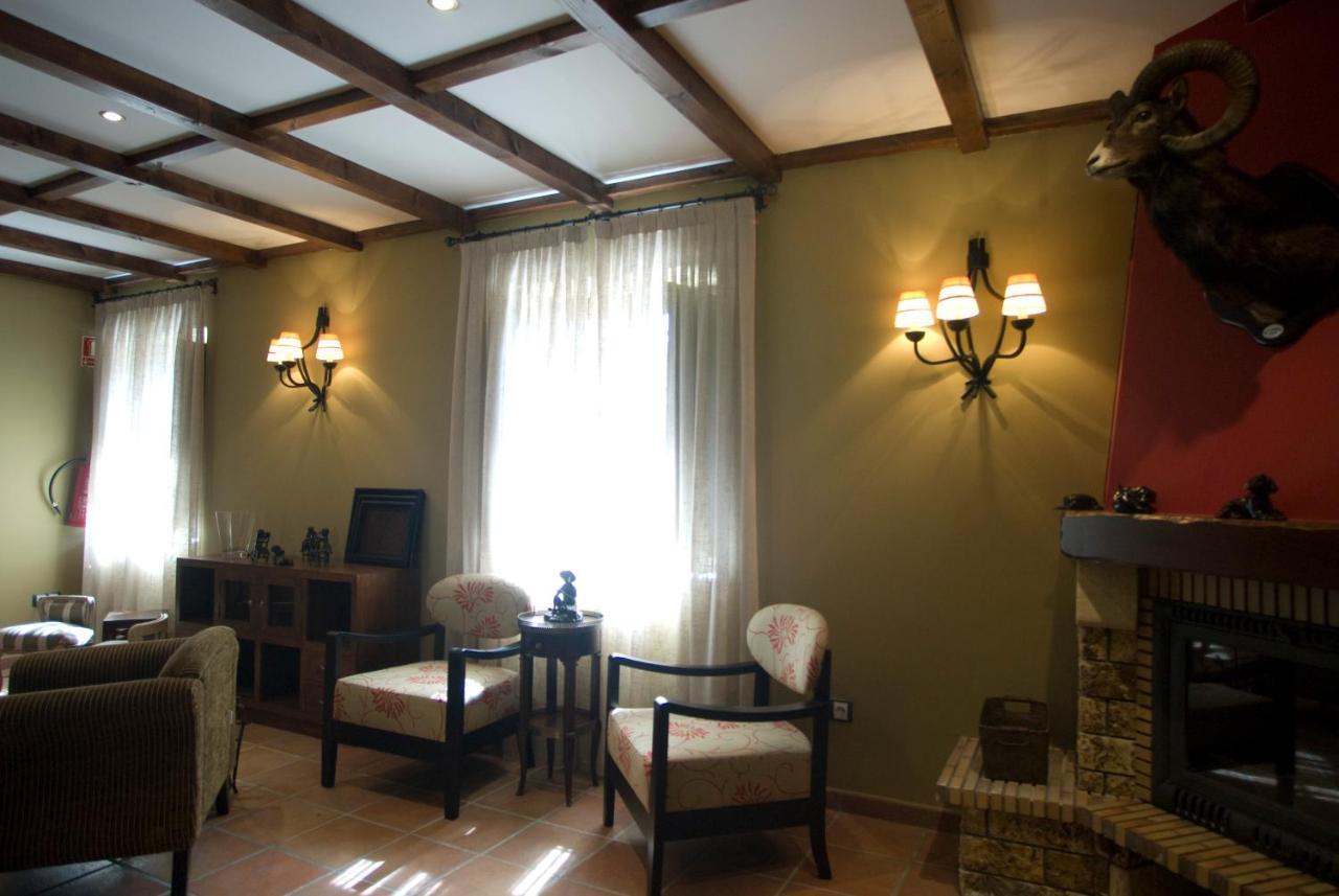Hotel Rural Los Arguellos Лугерос Экстерьер фото